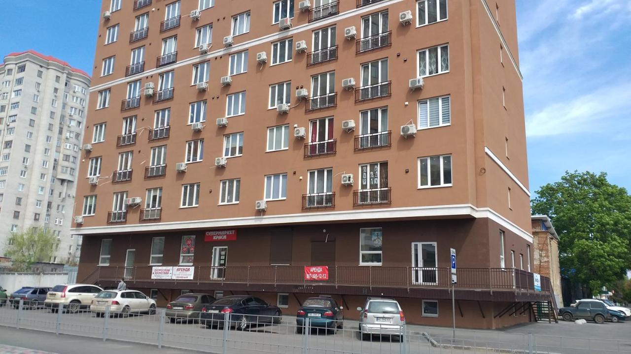 Белая Студия Вокзал Харьков-Пассажирский المظهر الخارجي الصورة
